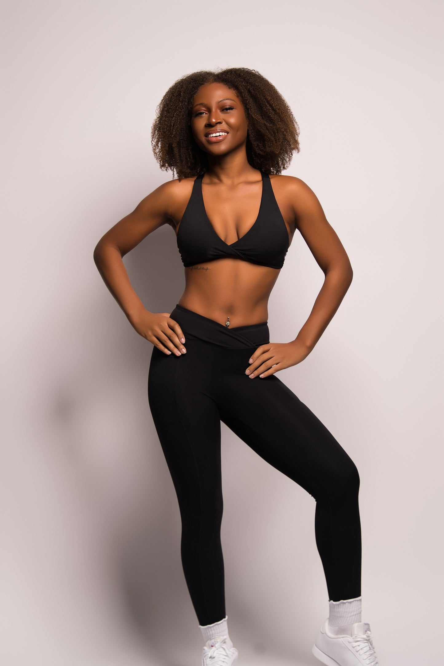 TWIST DETAIL SPORTS BRA